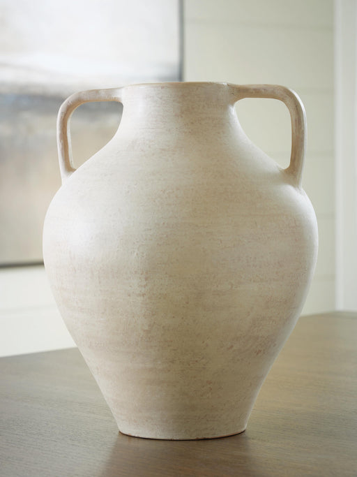 Justy Vase - image 2