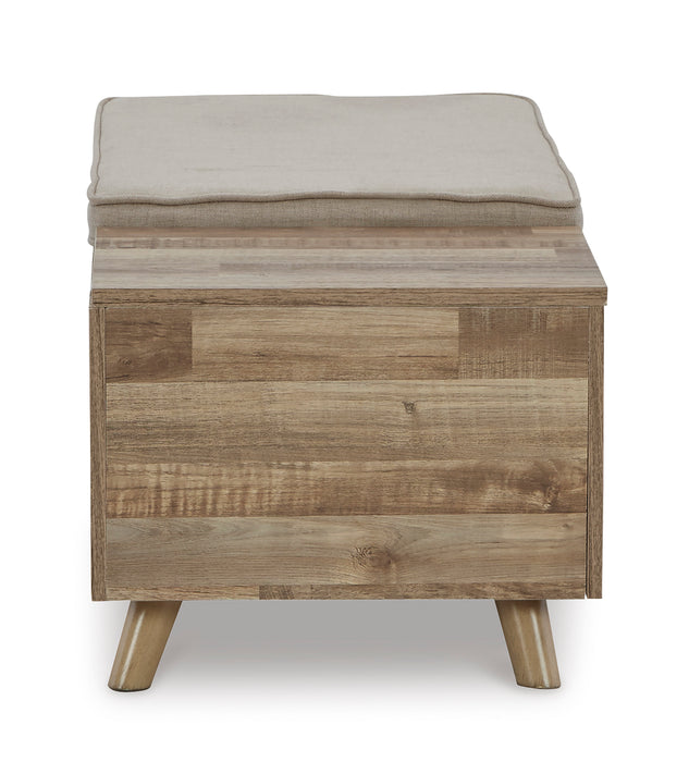 Gerdanet Storage Bench