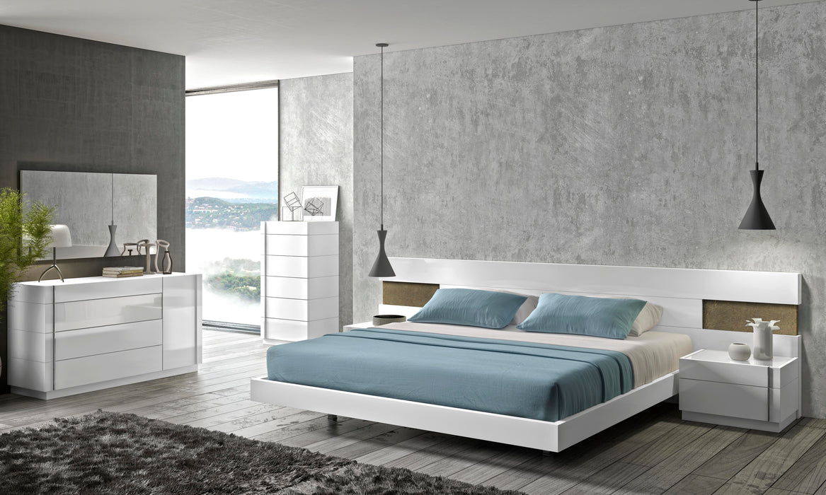 Amora Bed