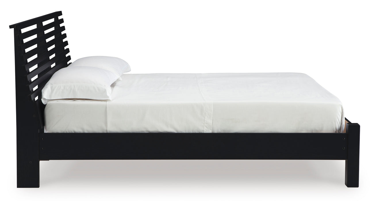 Danziar Slat Panel Bed