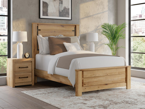 Cama de plataforma Brozmont con panel completo