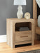 Kinlanni Panel Bedroom Set