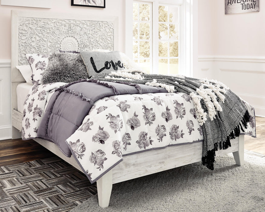 Paxberry Full Panel Bed