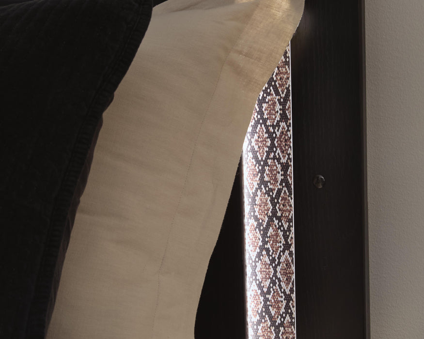 Brizmore Panel Bed - image 6