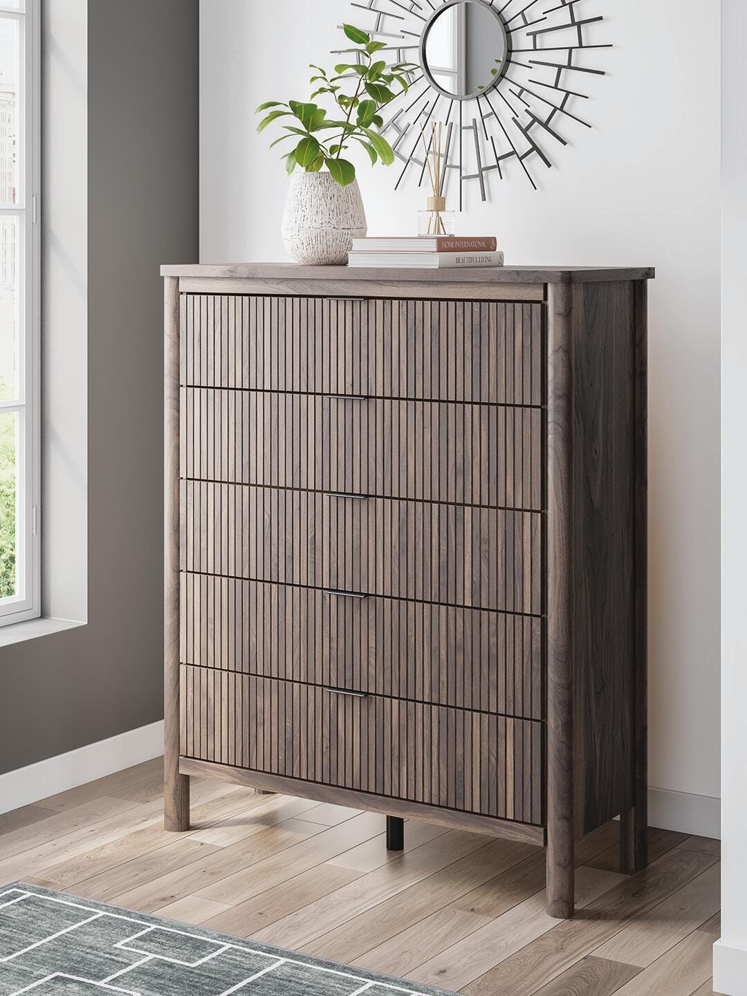 Pamytta Wide Chest of Drawers