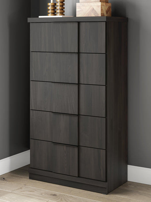 Shaehartin Panel Bedroom Set