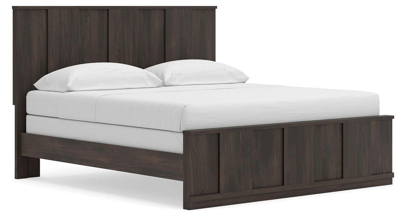 Shaehartin Panel Bed