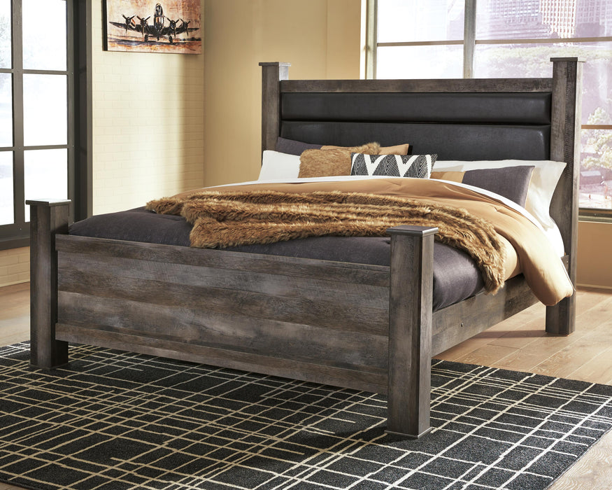 Wynnlow King Poster Bed