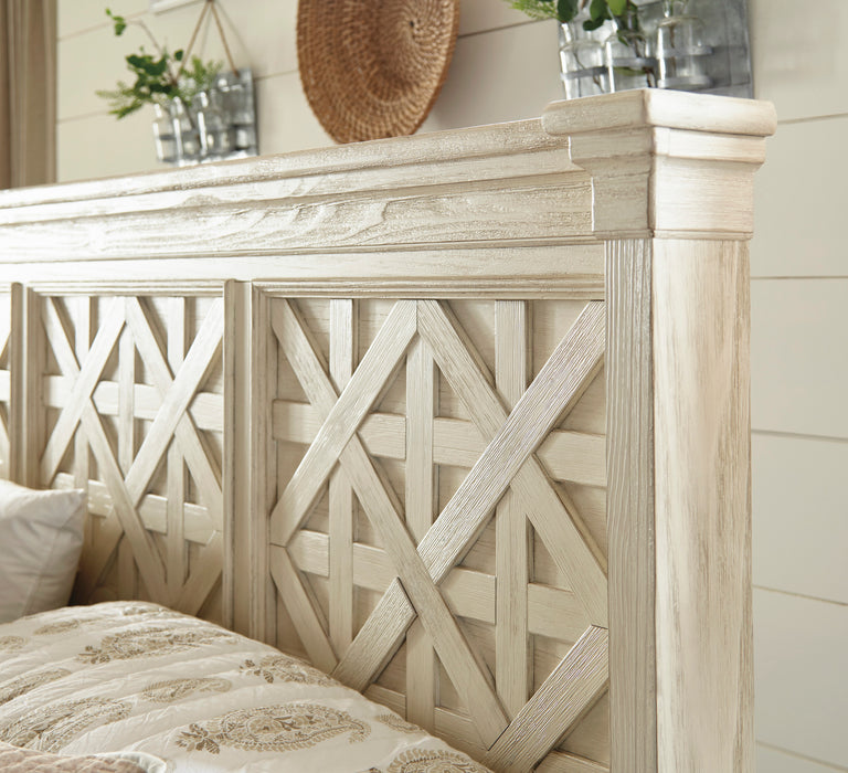 Bolanburg California King Panel Bed