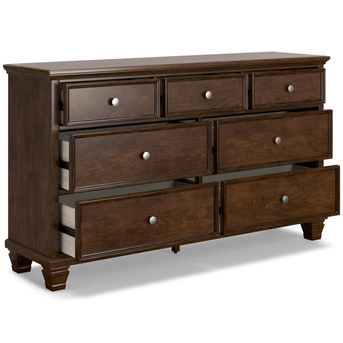 Danabrin Dresser