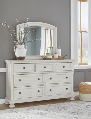 Robbinsdale King Sleigh Bed with Storage - White