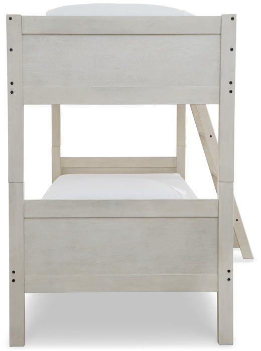 Robbinsdale / Bunk Bed with Ladder