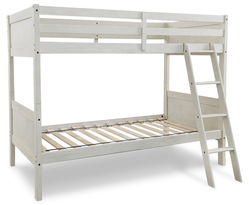 Robbinsdale / Bunk Bed with Ladder