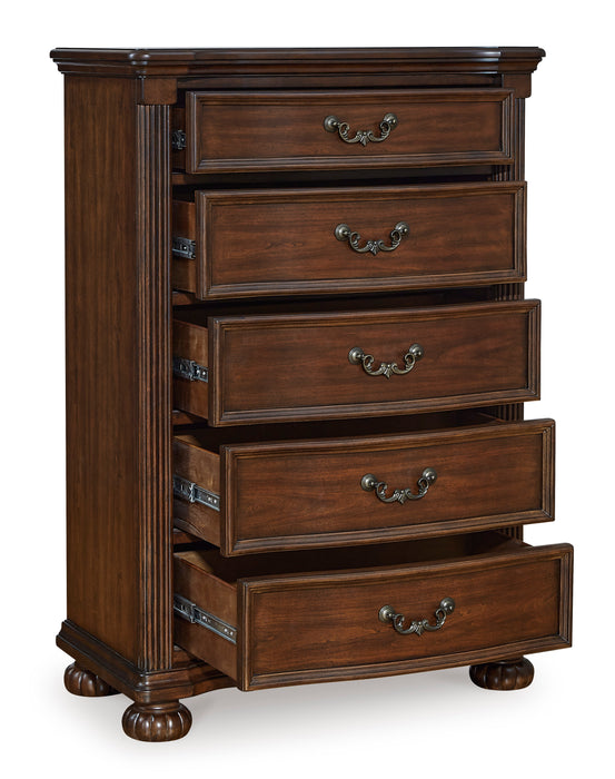 Lavinton Chest of Drawers