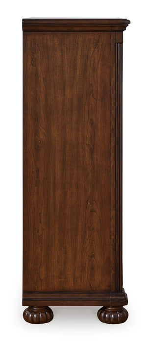 Lavinton Chest of Drawers