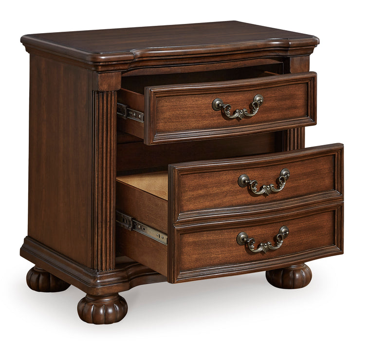 Lavinton Nightstand