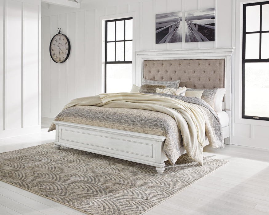 Kanwyn California King Panel Bed