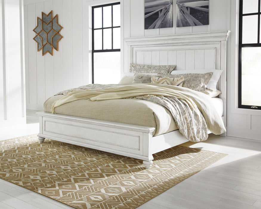 Kanwyn King Panel Bed