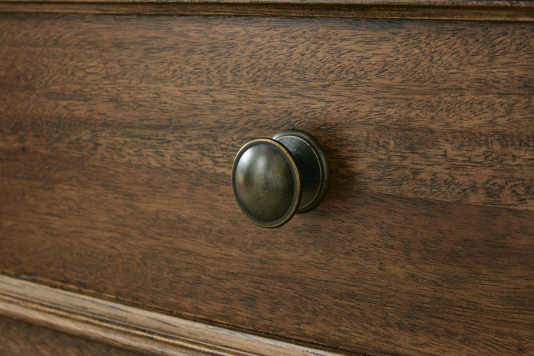 Sturlayne Nightstand - image 8