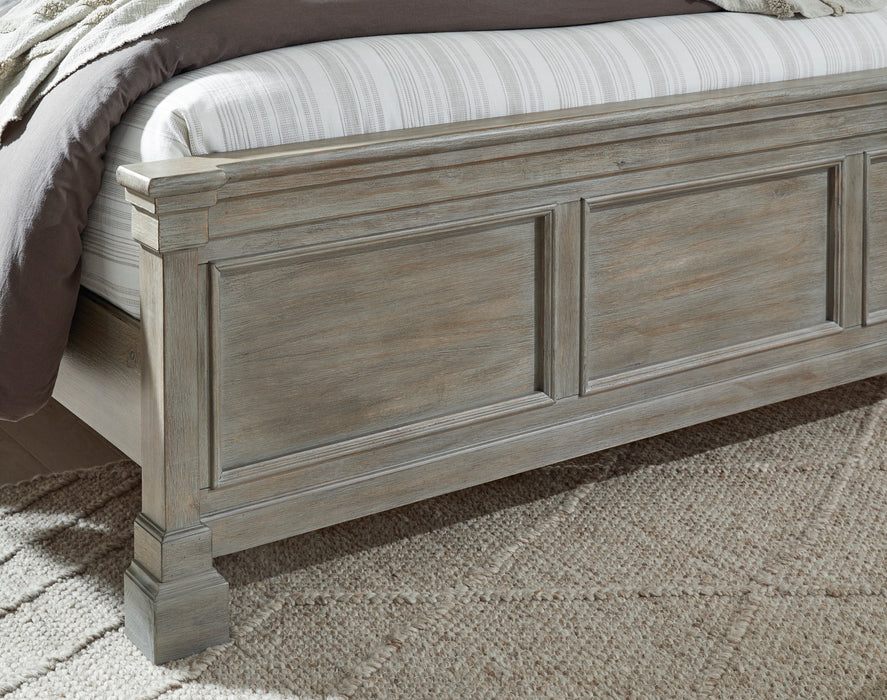 Moreshire California King Panel Bed