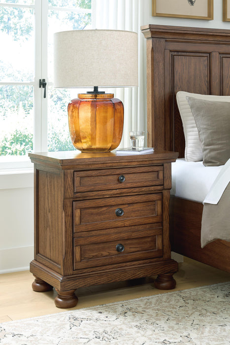 Zackaryn Nightstand - image 3