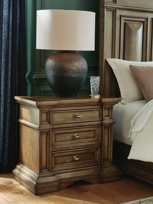 Frantanna Panel Bedroom Set