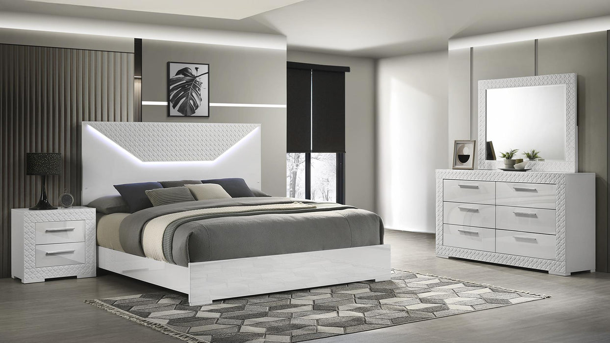 Blanca Bedroom Set – Blanca Queen 4 Pc Bedroom Set in White by Galaxy Home Furnishings