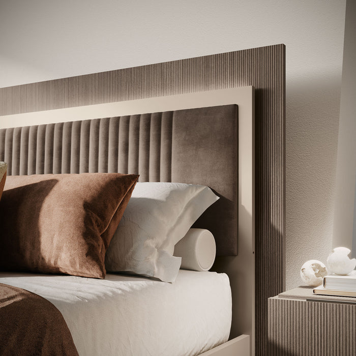 Camel Essenza Bed