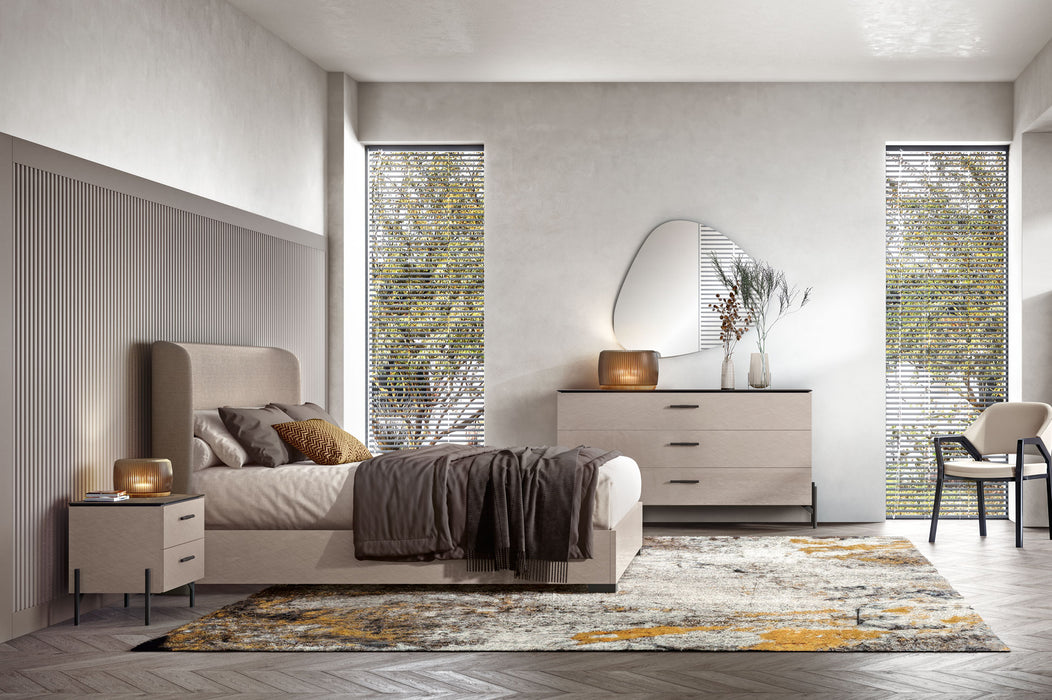 Silvia Queen size Bed