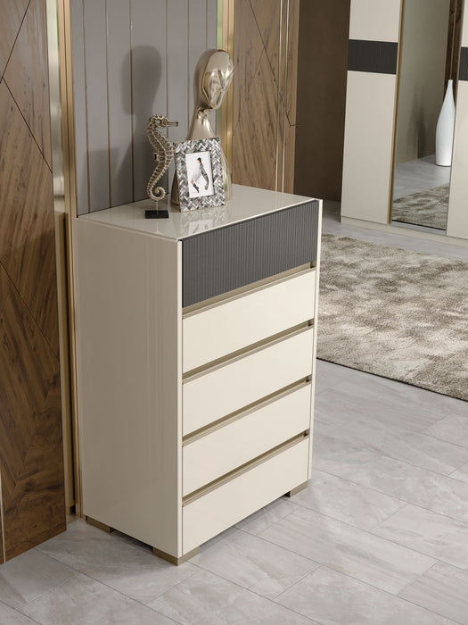 Alfa Chest