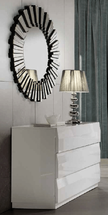 C-152 White Dresser
