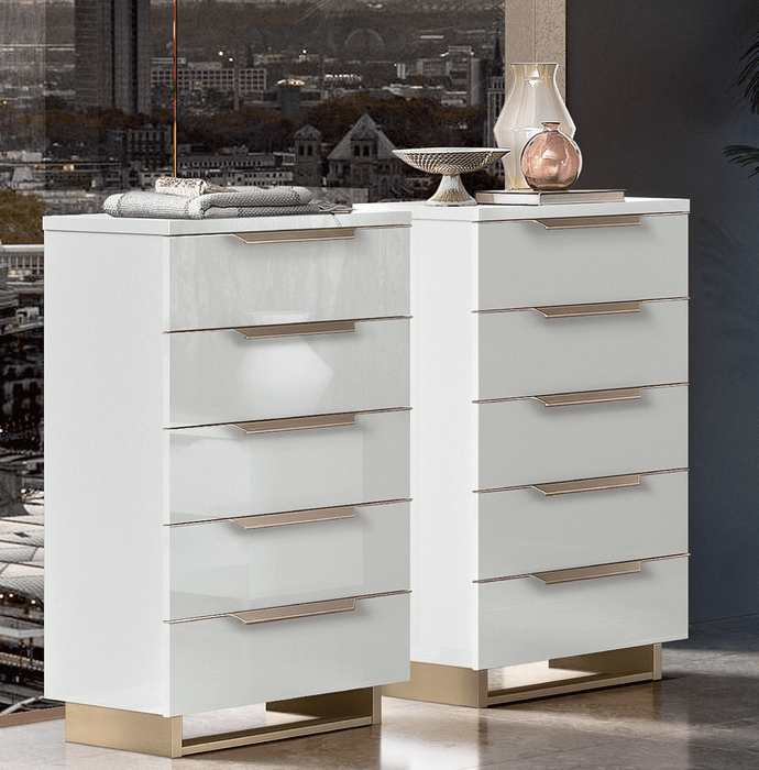 Smart White chest