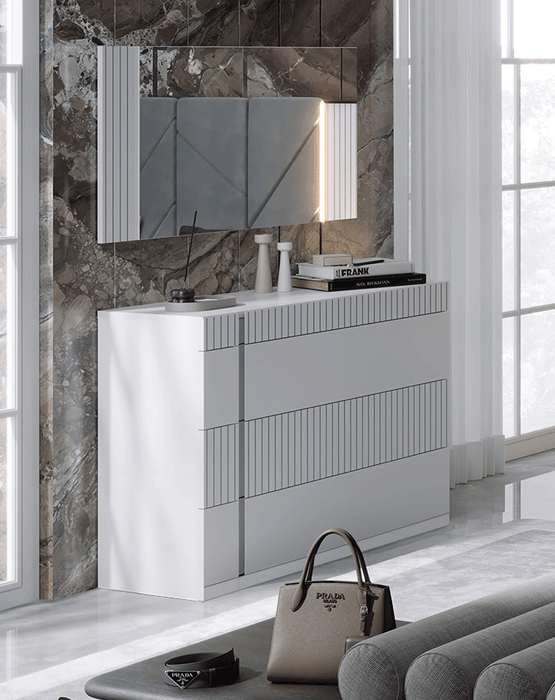 Helen mirror for dressers