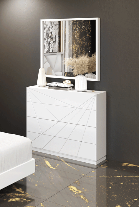 Avanty Bedroom SOLD AS COMPLETE BEDGROUP ONLY
