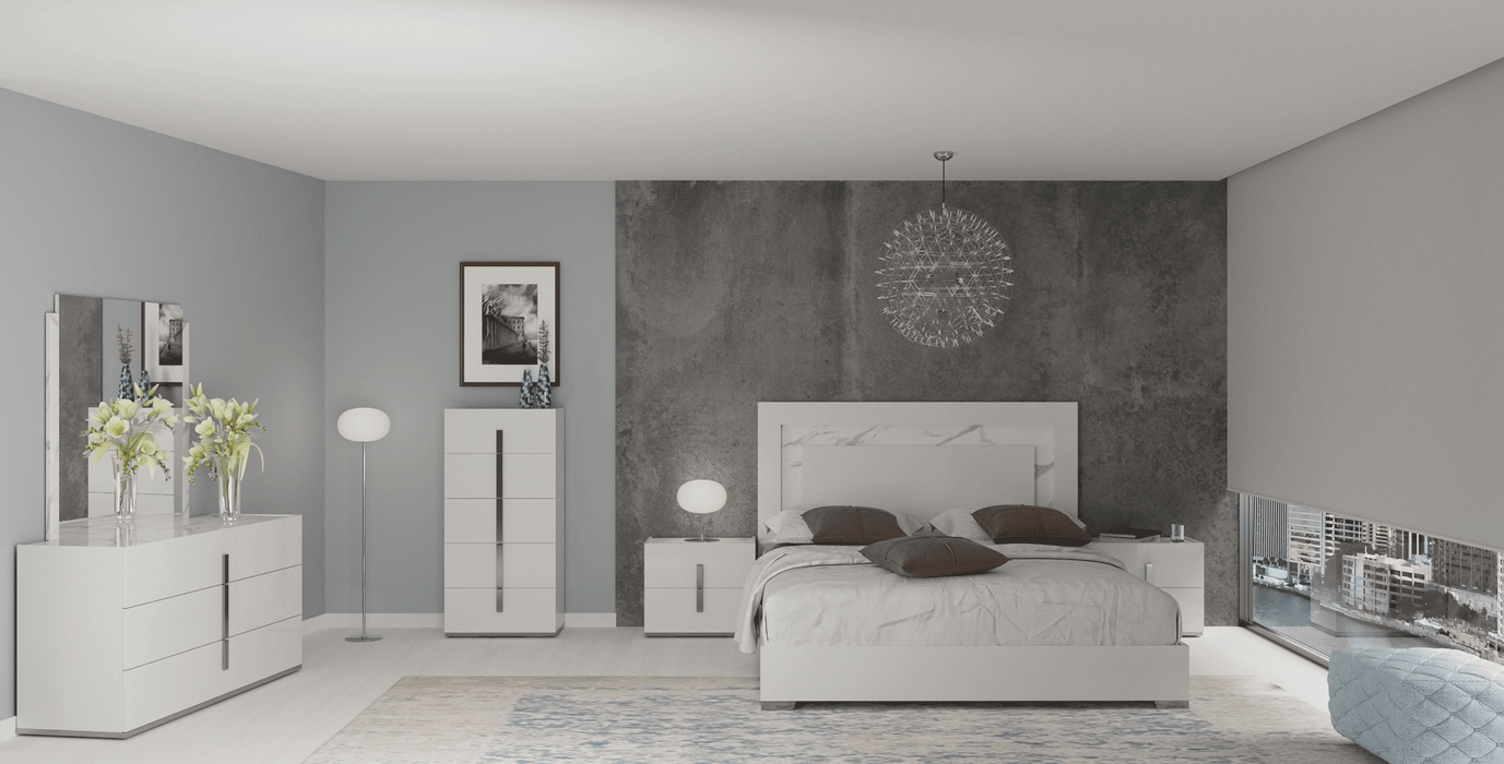 Carrara White Chest