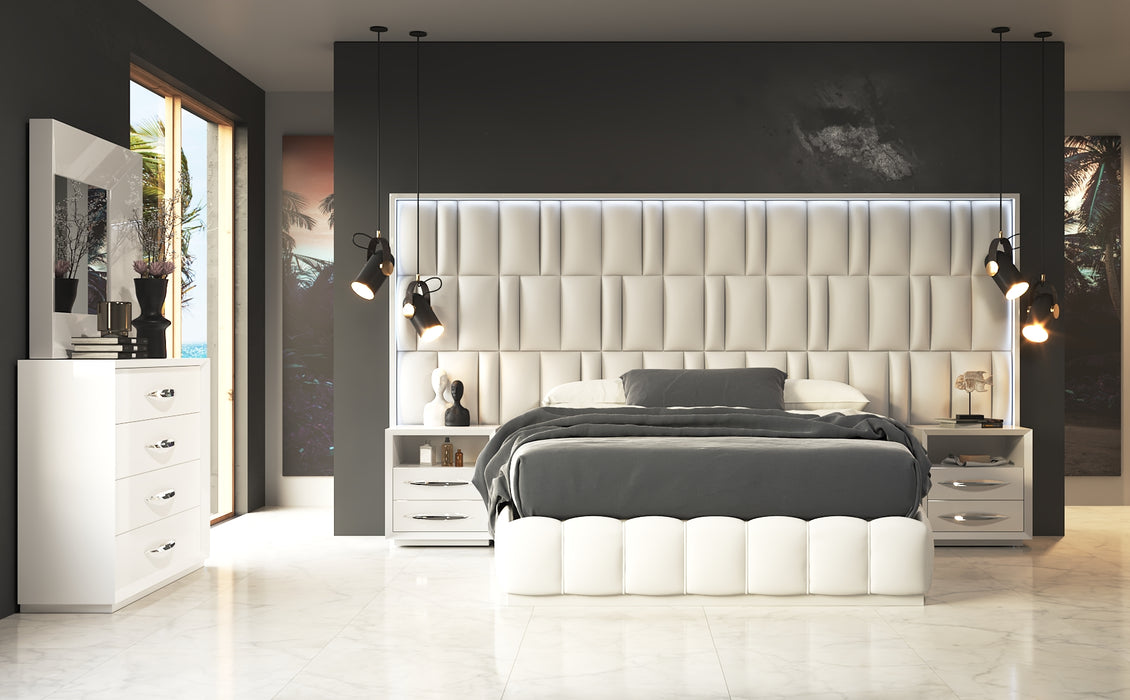 Orion Bed with Emporio Nightstands