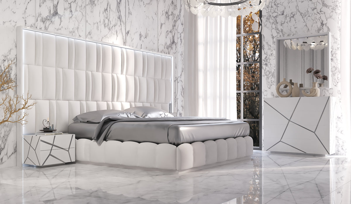 Orion Bed with Gio cases