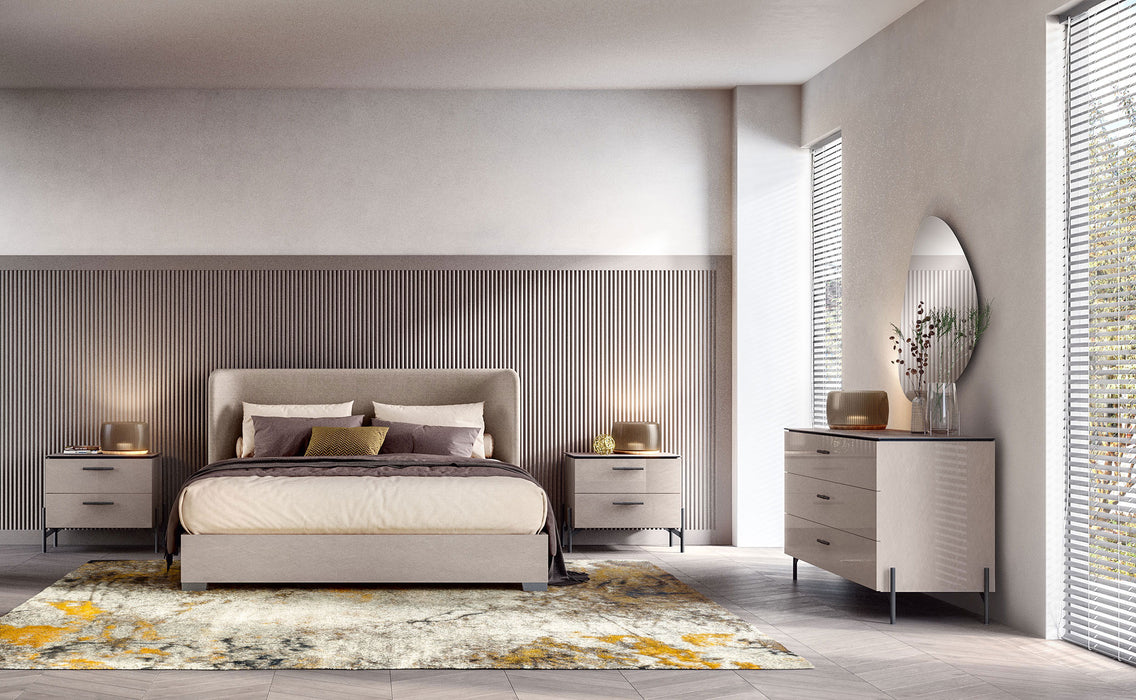 Silvia Bedroom
