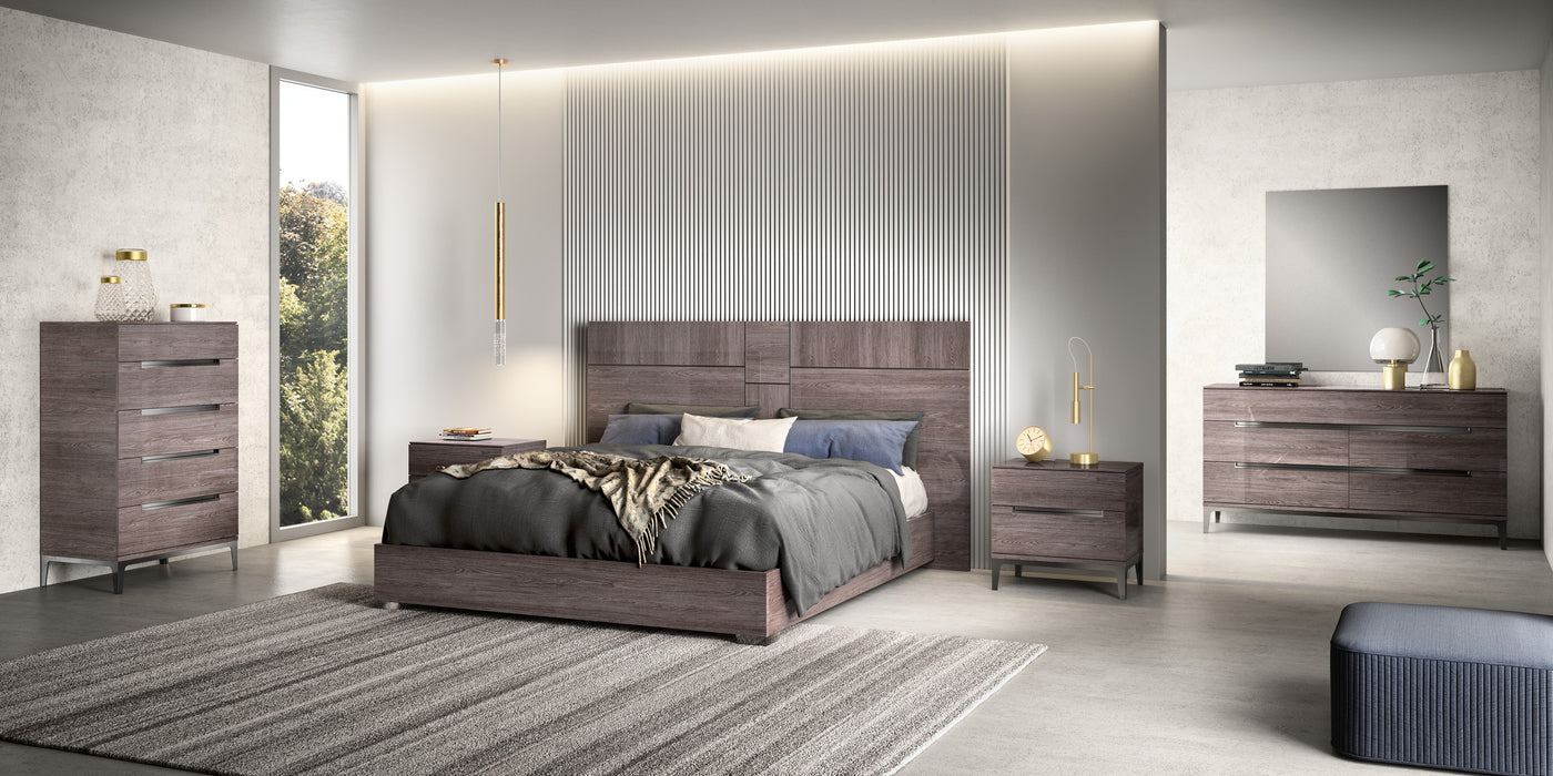 Viola Bedroom