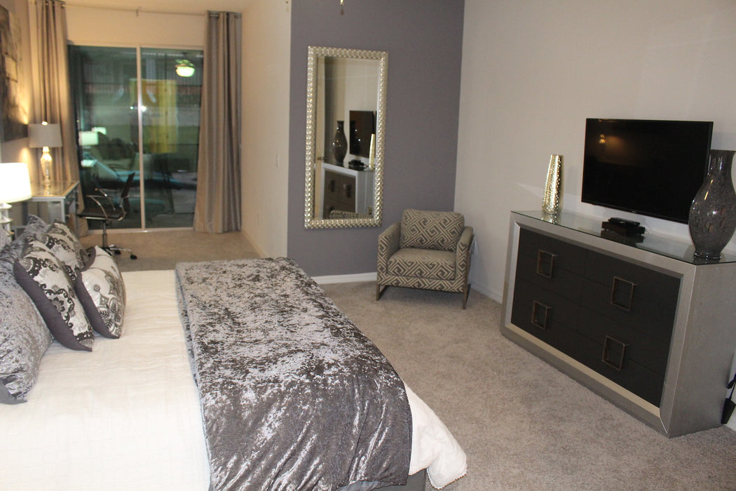 Enzo Bedroom