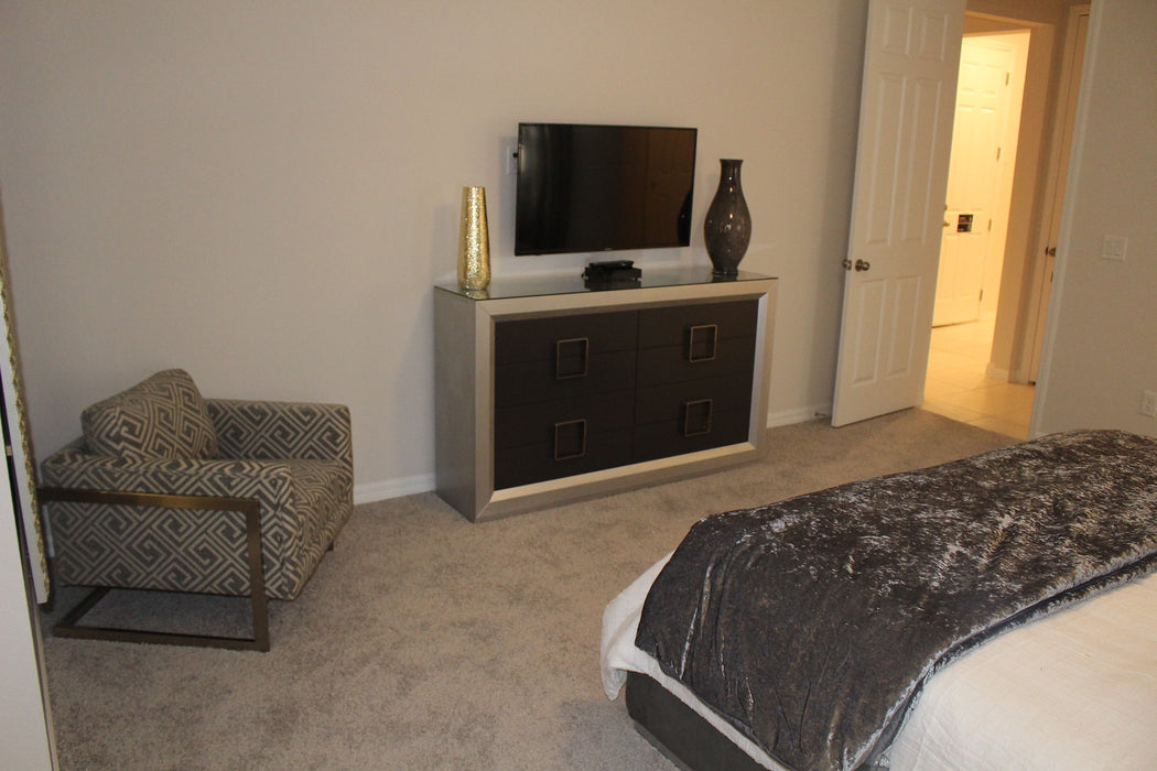 Enzo Bedroom
