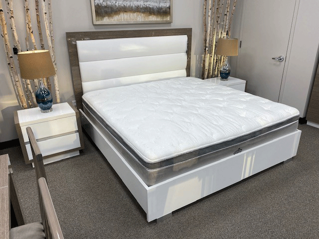 Mangano Bed