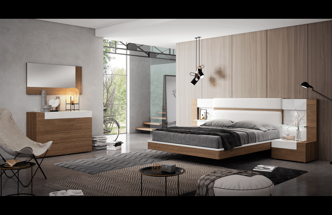 Mar Bed with Frames