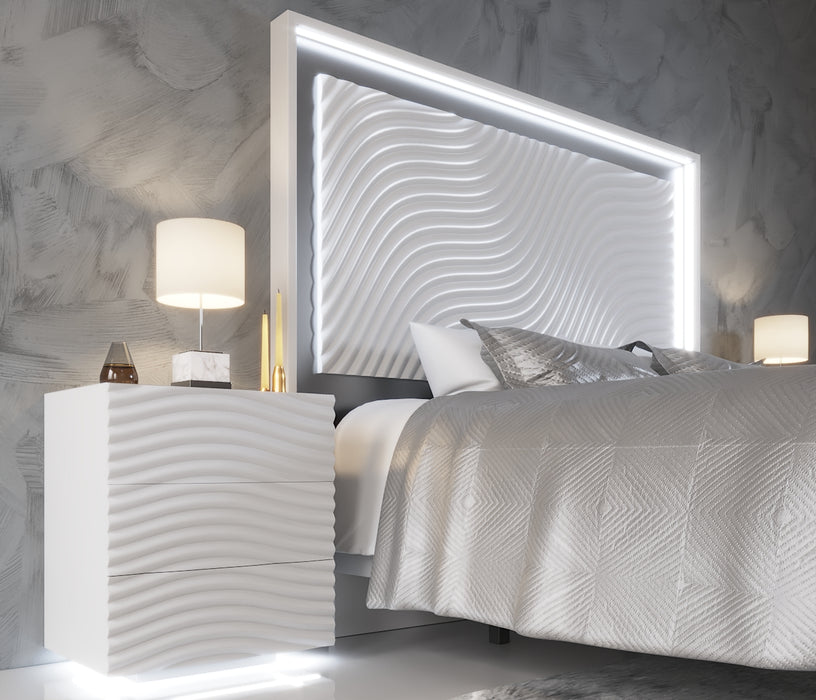 Wave Nightstand White