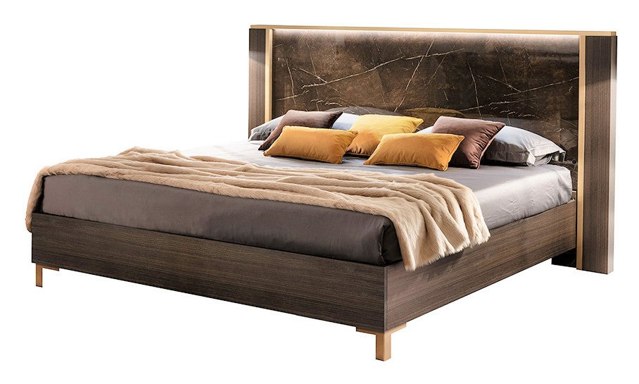 Essenza Bedroom by Arredoclassic, Italy