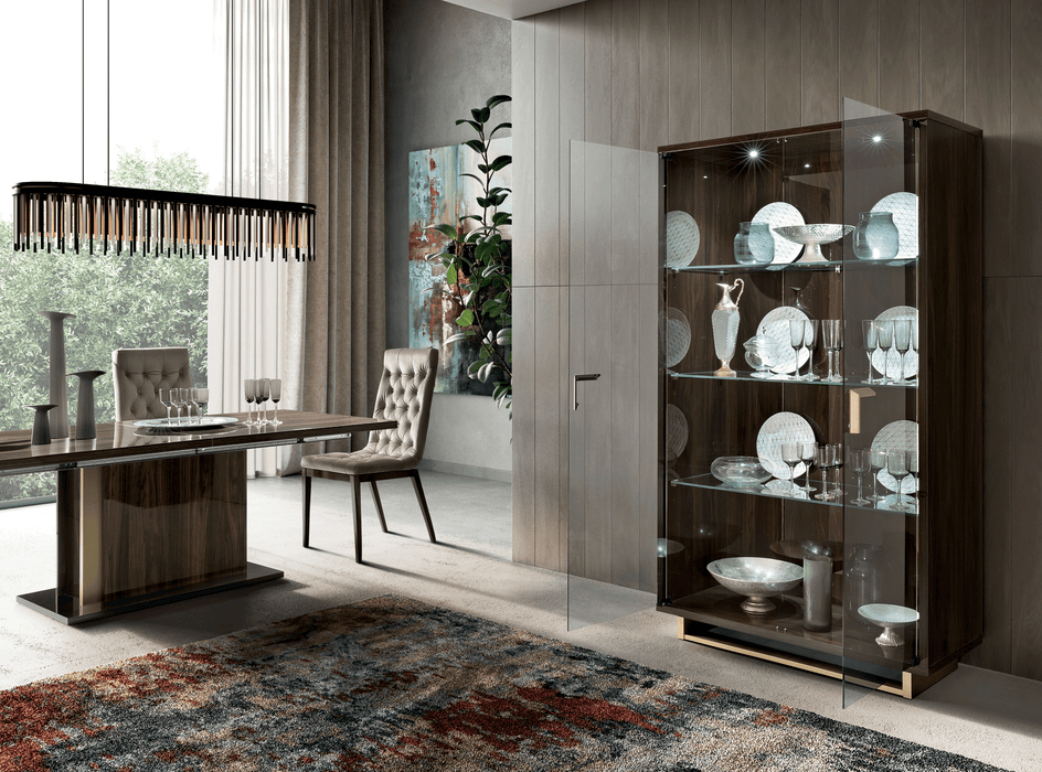 Volare Dining Table
