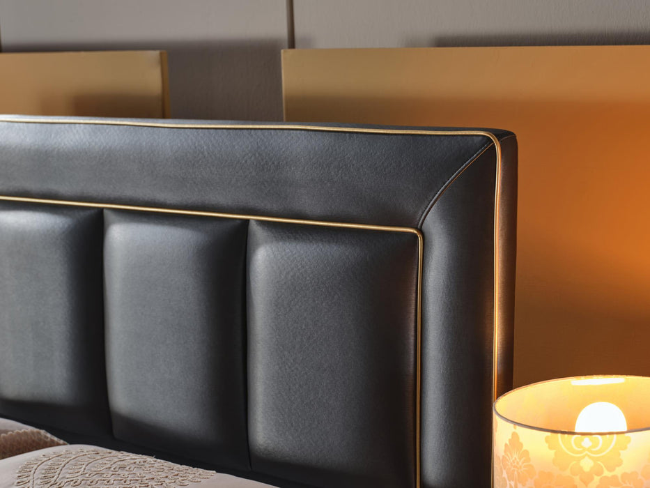 Carlino Headboard
