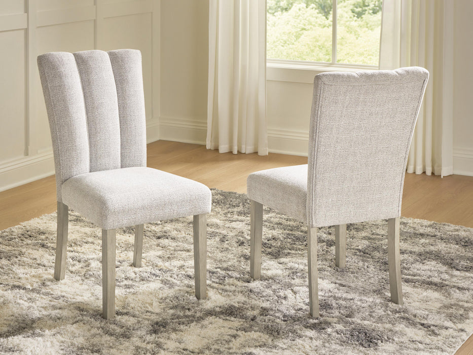 Larawyn Dining Chair