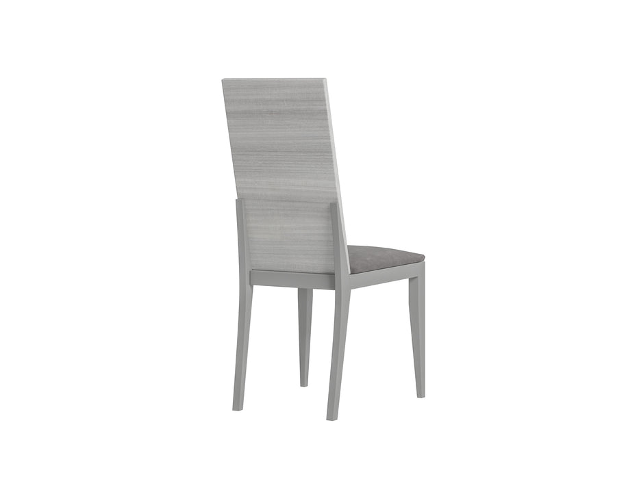 Mia Chair