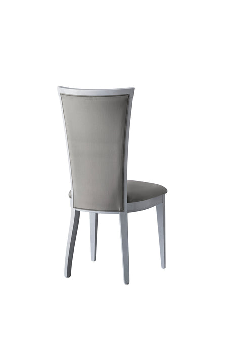 Regina Chair